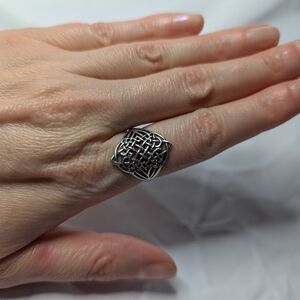 Sterling Silver Celtic Knot Ring